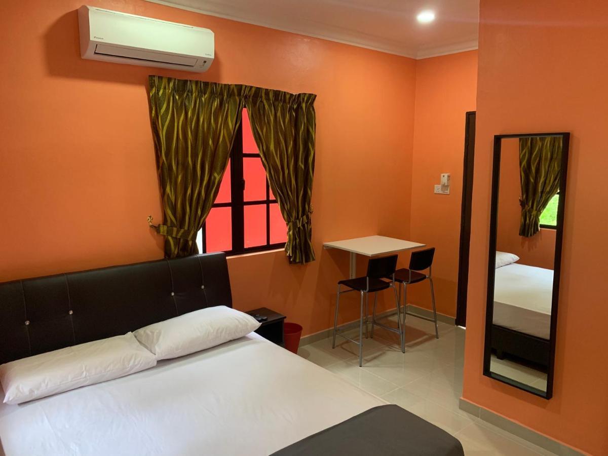 Chalet Latip D'Ayer Itam Hotel Kampong Ayer Hitam  Esterno foto